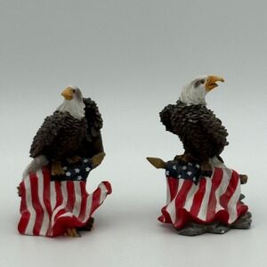 2 American Flag Bald Eagle Figurines Patriotic Americana Resin Statues 4.5 Inch